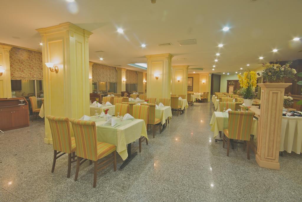 Grand Medya Hotel Istanbulská provincie Restaurace fotografie